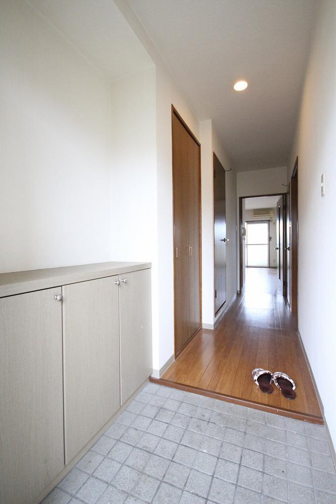 エートルウールーの玄関|※お部屋により仕様が異なる可能性があります。