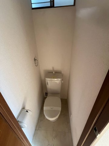 中津3-7-38貸家C号のトイレ