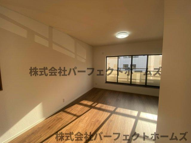 【居間・リビング】の画像