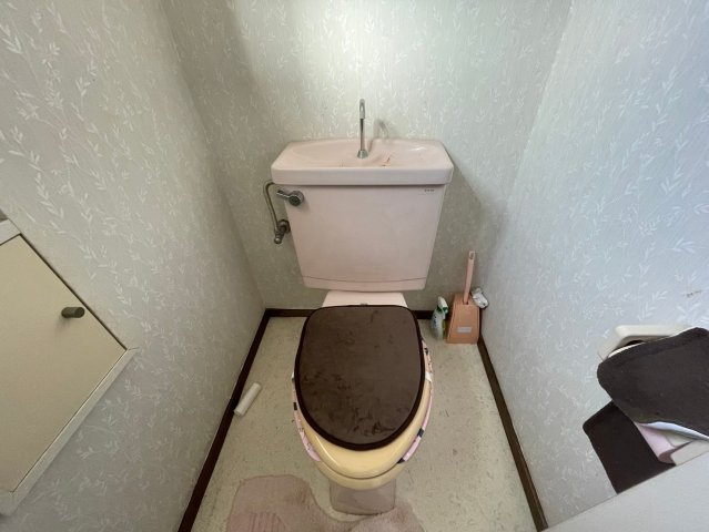 いすみ市深堀　中古戸建のトイレ