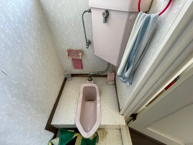 いすみ市深堀　中古戸建のトイレ