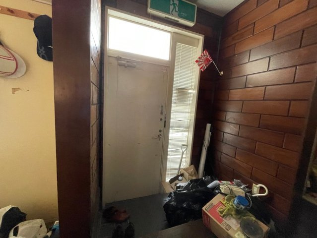 いすみ市深堀　中古戸建の玄関