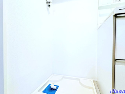 【設備】 | アーバンリュクス | 洗濯機置き場です。