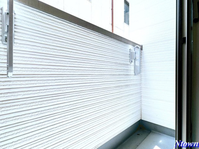 【バルコニー】 | アーバンリュクス | お洗濯にも便利なバルコニー付き