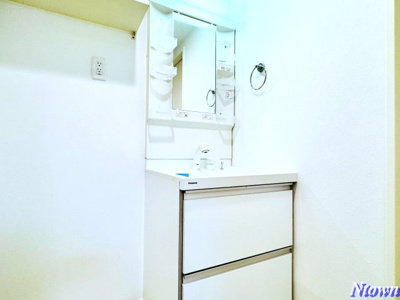 【洗面所】 | アーバンリュクス | 使いやすい洗面所です