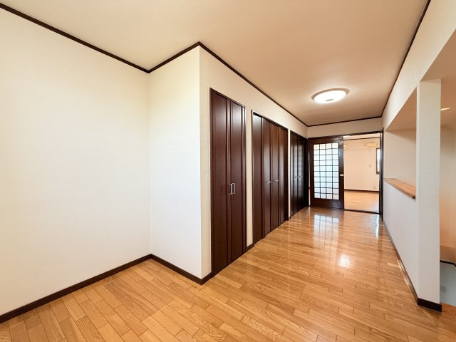 鉾田市飯島中古住宅の洋室