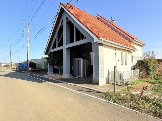 鉾田市飯島中古住宅の外観