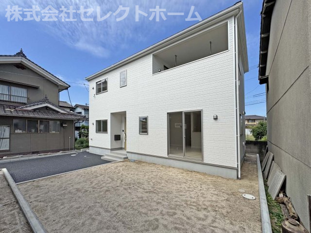 耐震+制震の家 手城町2丁目：住宅性能取得物件 2号棟 手城小徒歩12分の外観|★先着順販売受付開始！
◎耐震+制震の家：手城町2丁目：2号棟
◎住宅性能評価取得物件
◎価格への挑戦と性能にもこだわった家
◎手城小学校まで徒歩13分
◎ハローズ手城店徒歩5分