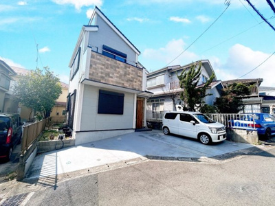 【外観】 | ◆緑区北八朔町中古住宅◆ | ◆前面道路も幅員があり車の運転も安心！前面道路は閑静な住宅地。車通りの少ない道路です。お子様にも安心です。