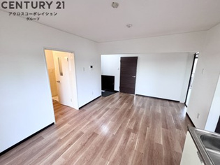 富楽ハイツの居間