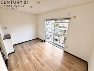 富楽ハイツの居間