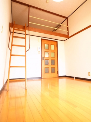 【子供部屋】 | 第一コマツコーポ | 新生活をお楽しみください”