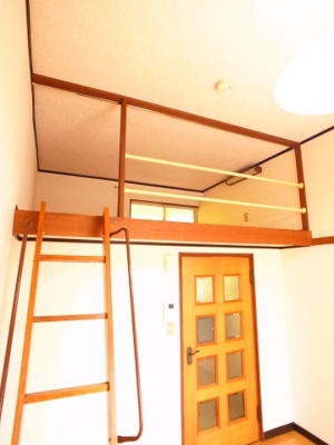 【寝室】 | 第一コマツコーポ | ロフトで寝るものＯＫです☆