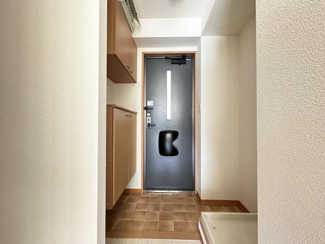 ミントグリーンの玄関