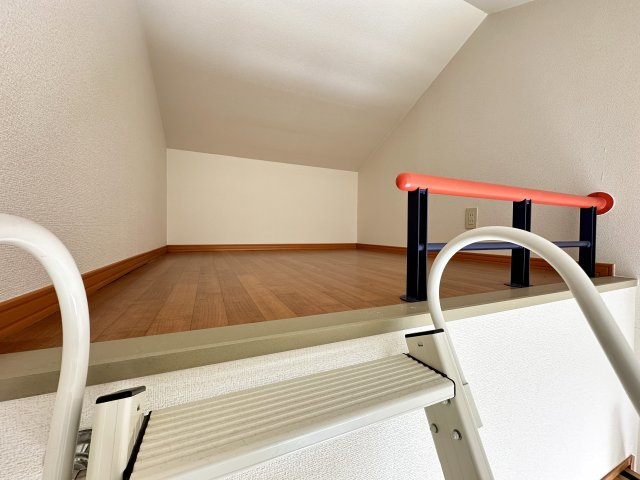 ミントグリーンの内装