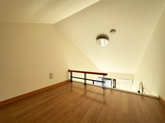 ミントグリーンの居間・リビング