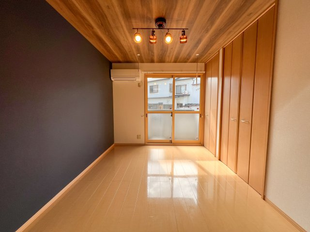 ラ･クレール薊野の洋室