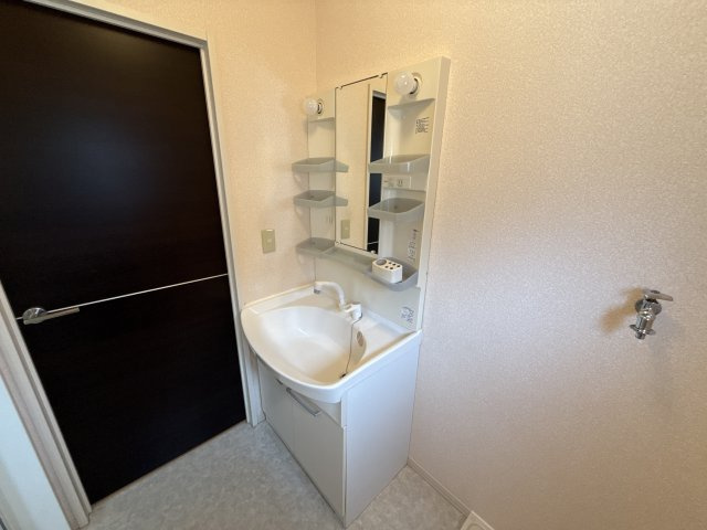 柚垣様戸建ⅡA棟の洗面所