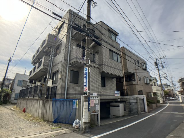メゾン平田の外観