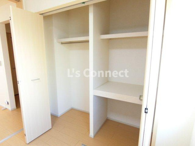 【収納】 | ハピネス休塚 | クローゼットでお荷物もすっきり収納。