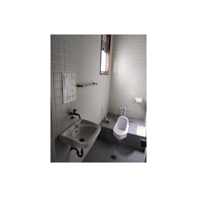 大垣市旭町５丁目の事務所のトイレ