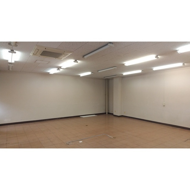 羽島市福寿町平方４丁目の事務所の内装