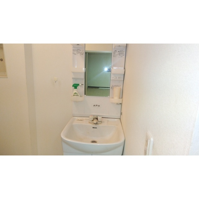 羽島市福寿町平方４丁目の事務所の洗面所