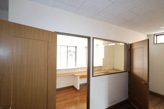 本町　匠企画　貸店舗の内装