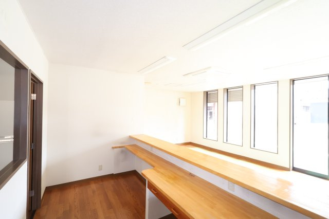 本町　匠企画　貸店舗の内装