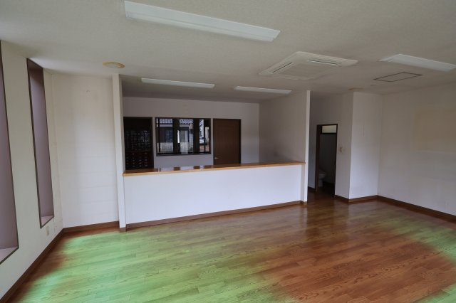 本町　１丁目　貸店舗の内装