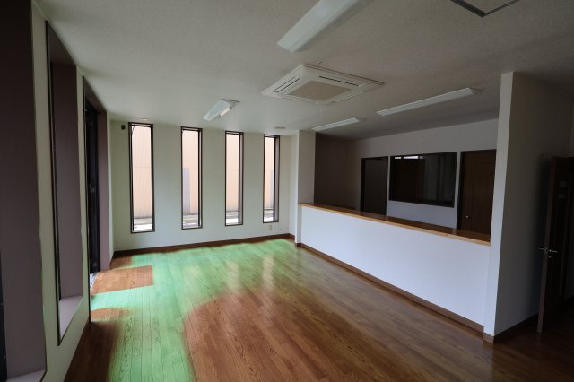 本町　匠企画　貸店舗の内装