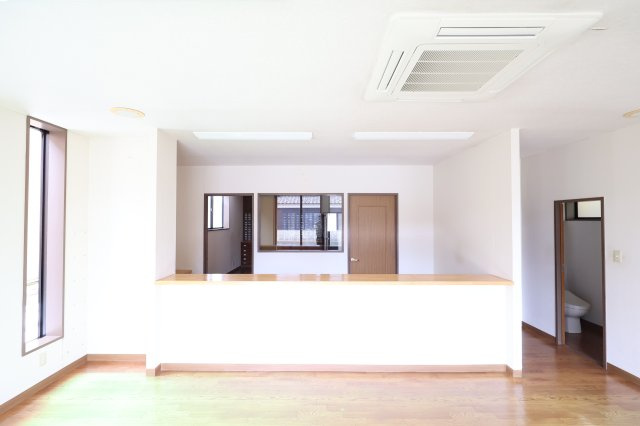 本町　匠企画　貸店舗の内装