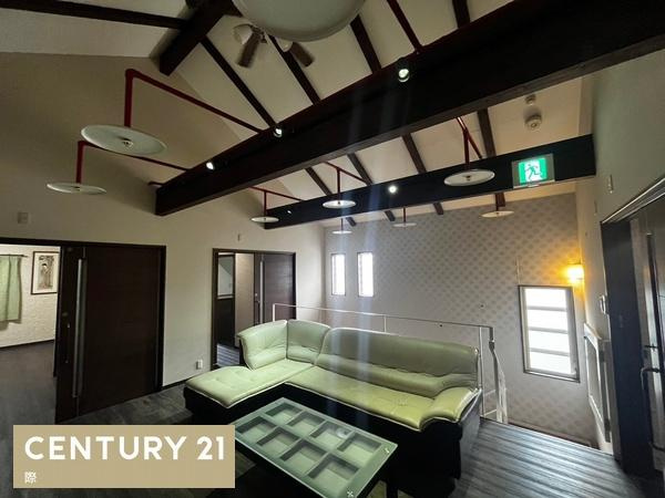 和歌山市小野町３丁目の店付住宅の内装