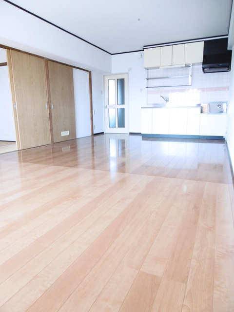 高松ビル【10,000円キャッシュバック対象物件】の内装|過ごしやすい室内です