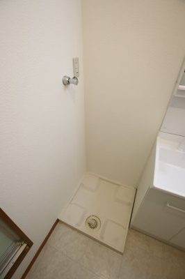 【設備】 | ソレイユ | 室内洗濯パン