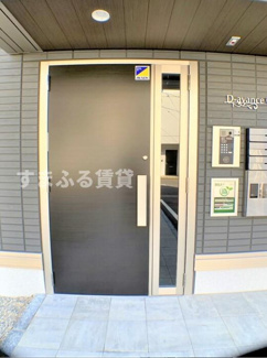 【エントランス】
