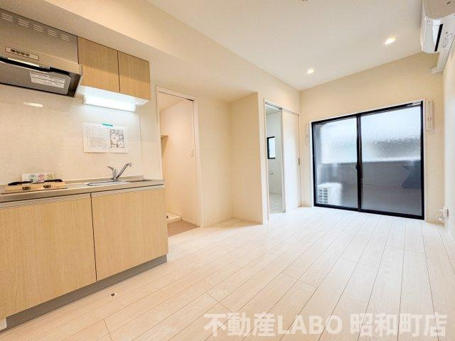 ミュゲット東部市場前の居間・リビング