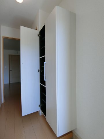 アンベリール　Ⅱの収納