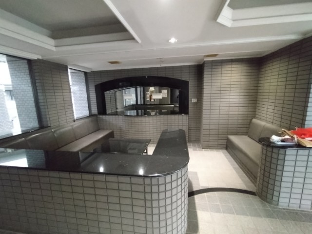 ワコーレ越谷のエントランス