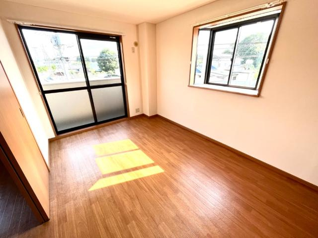 イル・プティットの内装|洋室