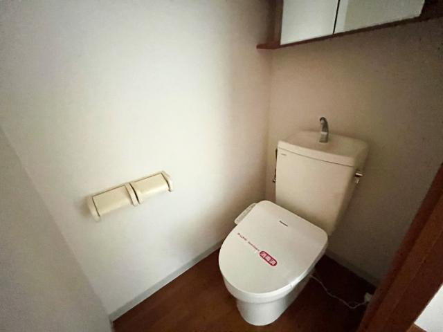 イル・プティットのトイレ|シャワー付トイレ