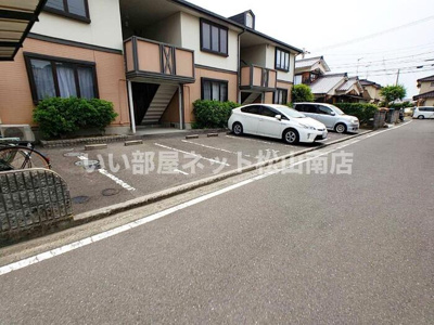 【駐車場】 | フレグランスいおき