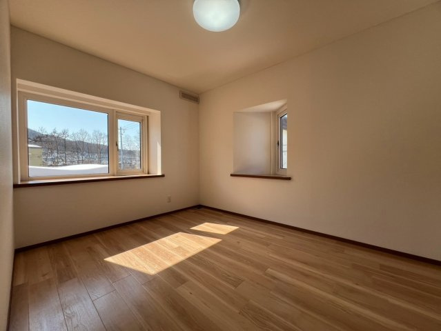 南沢2条2丁目の洋室|6.0帖の洋室（3）！