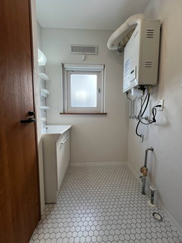 南沢2条2丁目の洗面所|洗面化粧台＋ランドリースペース！