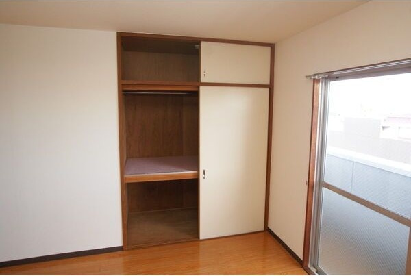 第二メゾン北川の収納