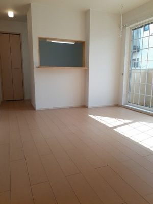 【居間・リビング】 | オーシャン　グレイスＮ | 使いやすいリビングです