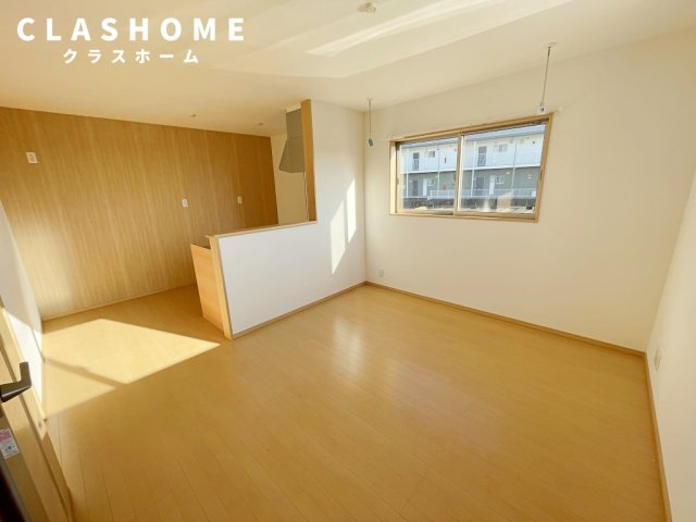 牛田町借家　　刈谷市近郊の賃貸はクラスホームの居間・リビング
