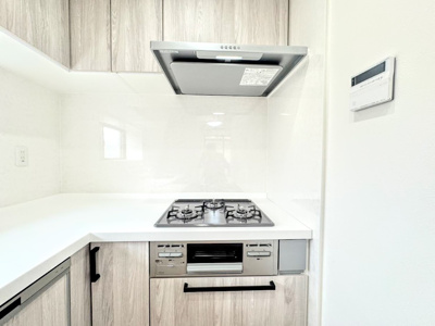 【キッチン】 | ◆横浜市緑区上山中古住宅◆ | ◆毎日使うものだからこそ、料理をする人にとって何口あるのかは重要なポイントですね！