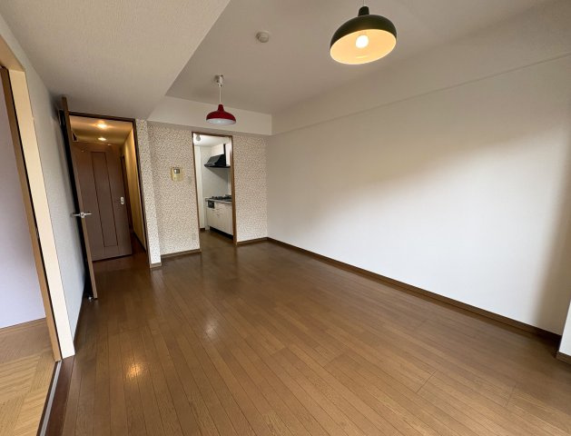 【居間・リビング】 | RESIDENCE　MIYABI | LDK12.6帖