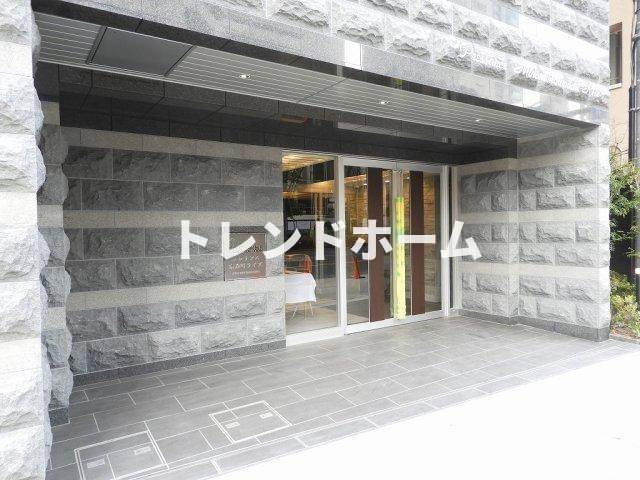 プレサンス南森町ライズのエントランス|選べる家電プランあり！！